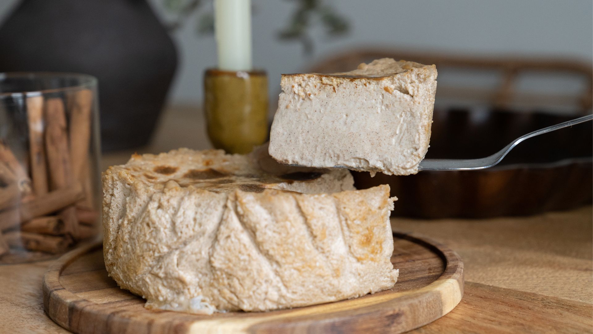 Tarta de Maritta. Una edición limitada de su clásica tarta de queso que para las fiestas incorpora turrón en una cremosa versión. Precio: 65€. WEB: maritta.es