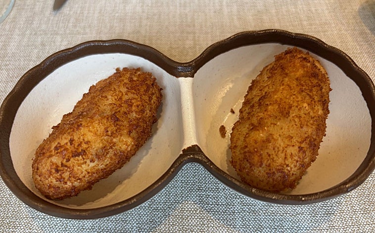 Main image - Ham croquettes, almorta porridge with mushrooms and torreznos, 'tomate partío 2.0'