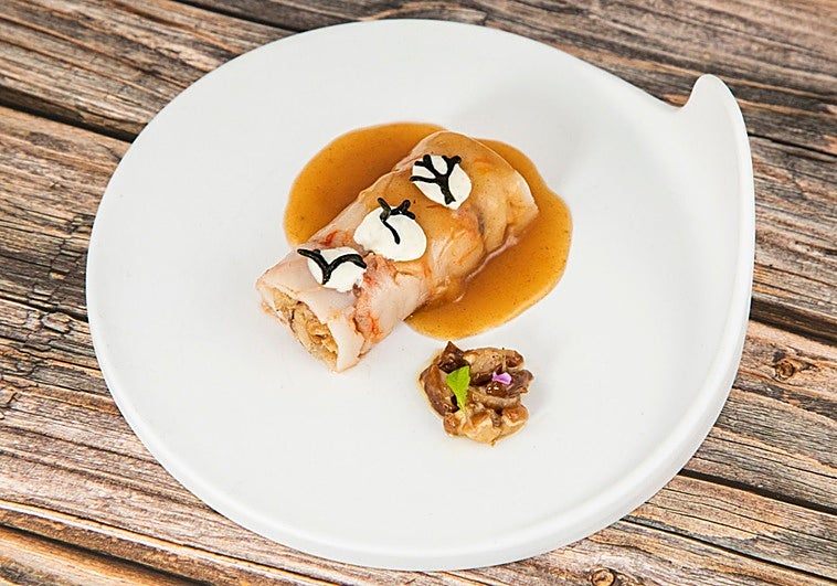 Canelones de gamba roja y boletus elaborados por Bruno Lombán, en Quince Nudos (Asturias).