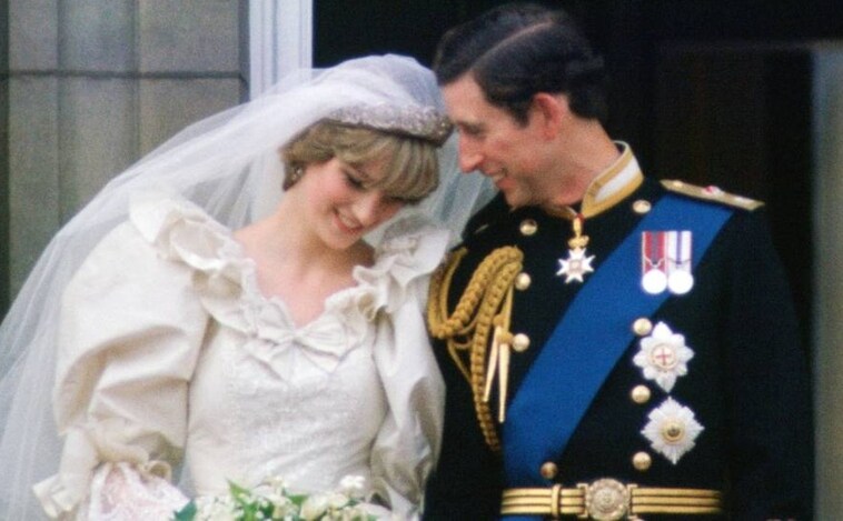 Lady Di y el Príncipe Carlos: todos los detalles de la que se convirtió en la boda del siglo XX