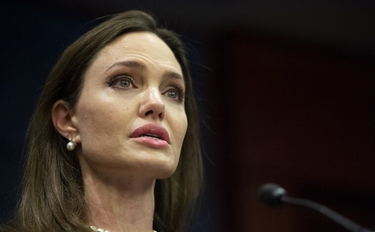 Angelina Jolie declara la guerra al FBI