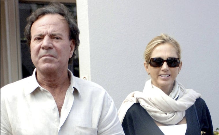 Julio Iglesias vuelve a la vida en las redes sociales con una foto junto a Miranda Rijnsburger