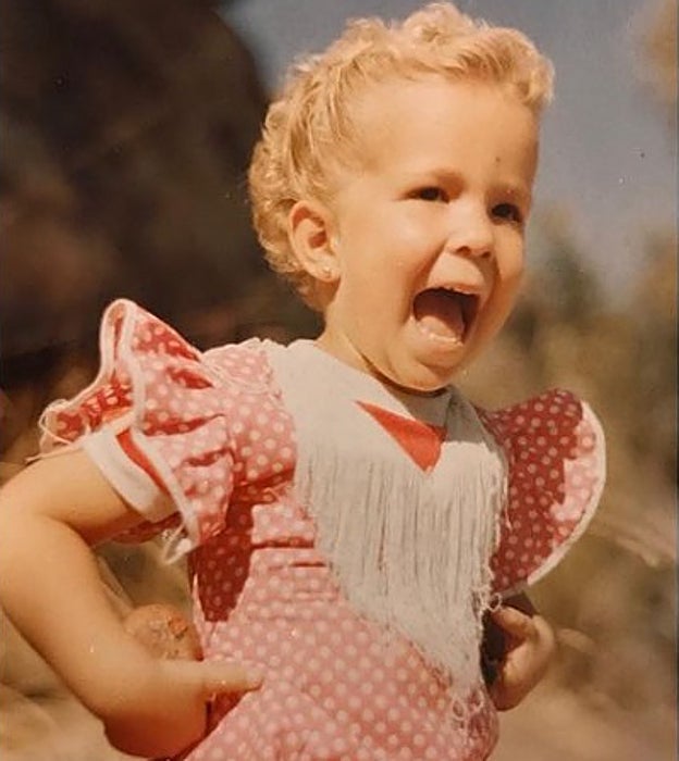 Silvia Abascal de pequeña