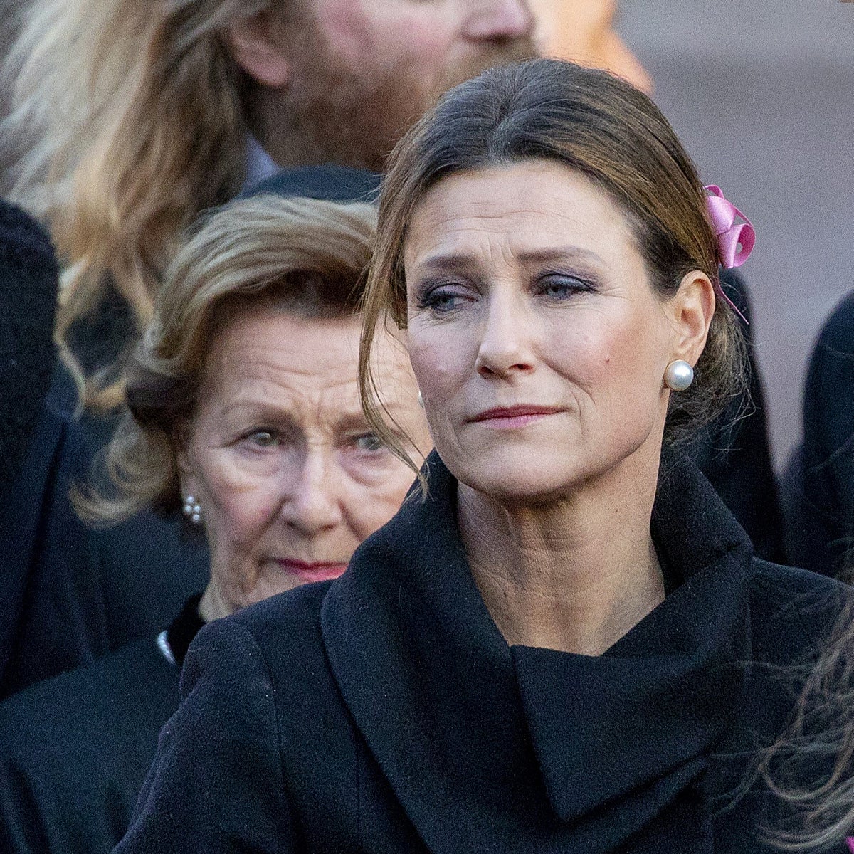 Sonia de Noruega, muy decepcionada con la decisión de su hija Marta Luisa