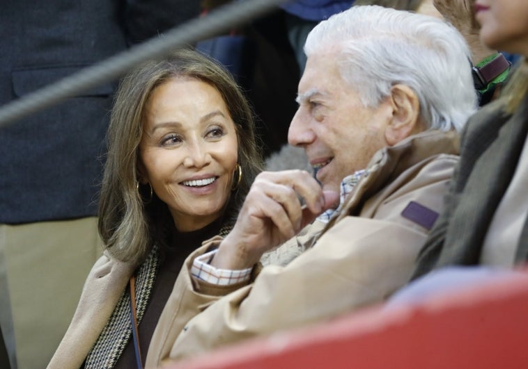 Mario Vargas Llosa pedía a Isabel Preysler que le arropase cada noche y que le diese un beso con la luz apagada