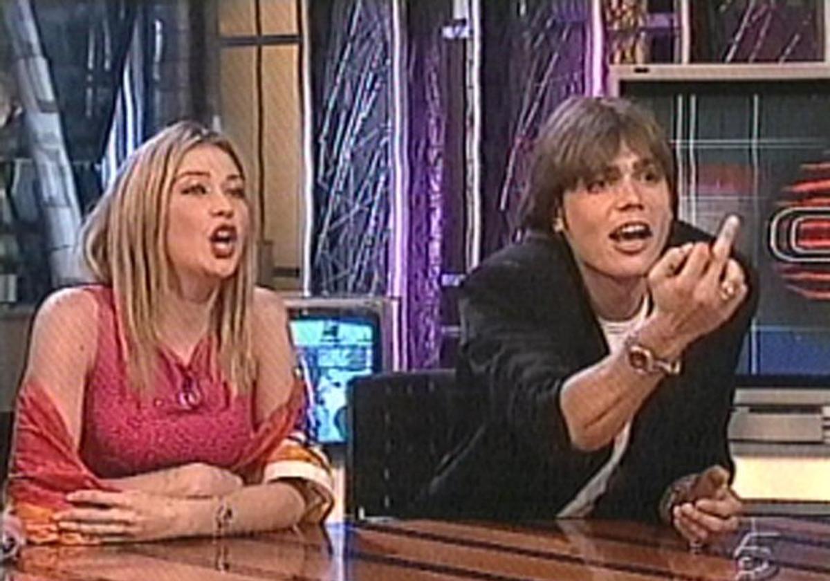 Fayna y Carlos, en el plató de Crónicas Marcianas, en 2001