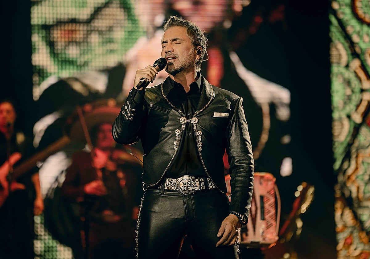 El cantante de ranchera Alejandro Fernández