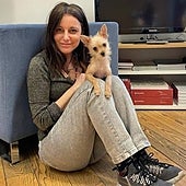 Andrea Levy: «Mi perra Juana hace yoga por las mañanas»