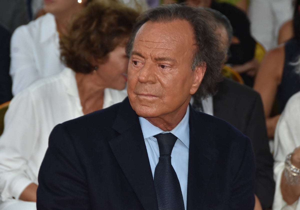 Julio Iglesias en un evento de Puerto Rico en 2016