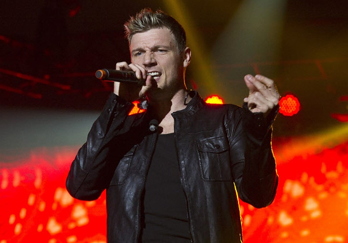 Nick Carter durante un concierto