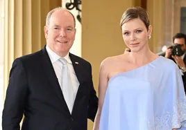 El radical cambio de look de la Princesa Charlene de Mónaco deja atónitos a sus seguidores