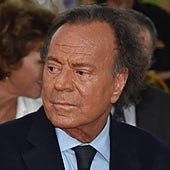 Julio Iglesias responde con dureza a los que aseguran que «ni siquiera recuerdo mis canciones»