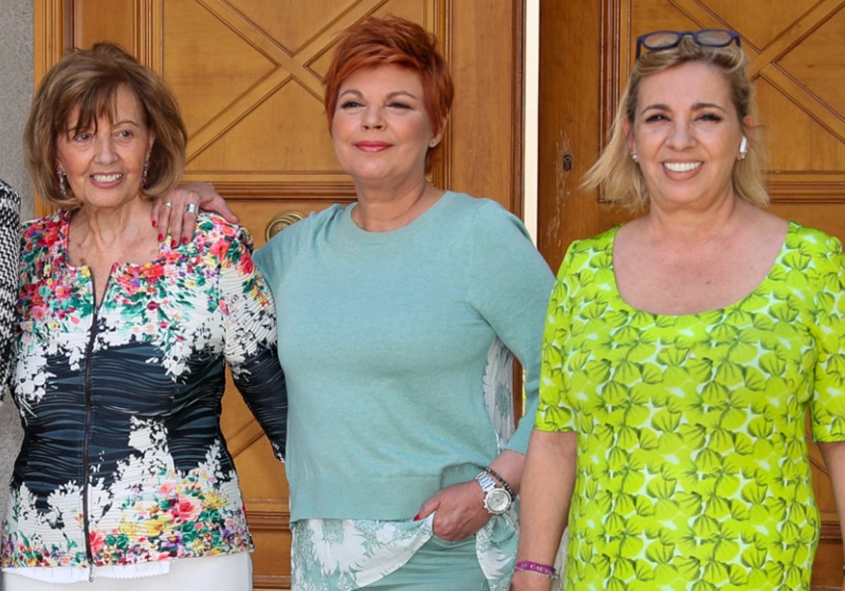 María Teresa Campos junto a sus hijas Terelu y Carmen