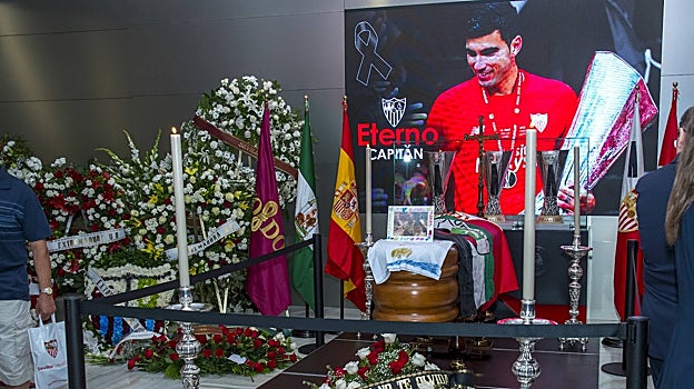 Durante el funeral de José Antonio Reyes
