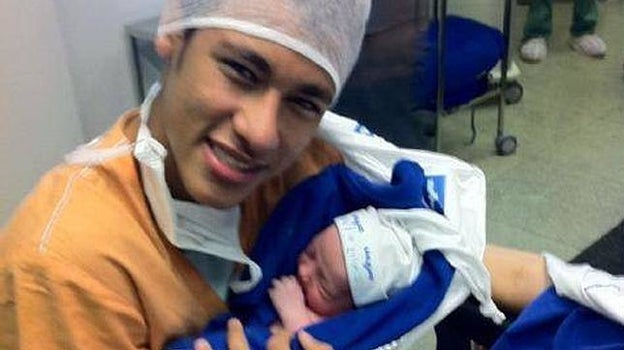 Neymar tras el nacimiento de su primer hijo