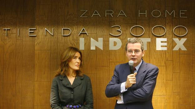 Eva Cárdenas junto a Pablo Isla en 2006, durante su etapa como directora de Zara Home