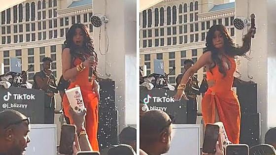Investigan a Cardi B por lanzar un micrófono al público