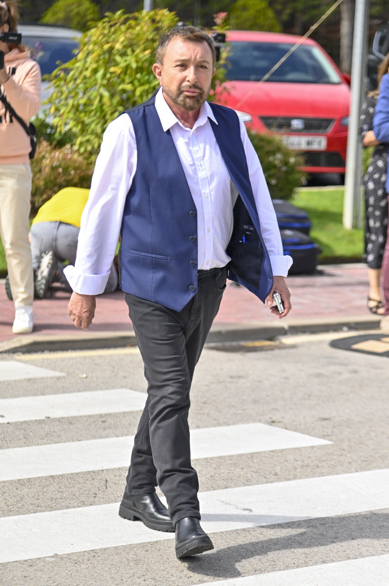 José Manuel Parada en el tanatorio de la Paz.