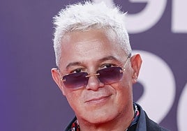 Alejandro Sanz recibe la visita de dos inspectores de Hacienda antes de su actuación en los Grammy Latinos