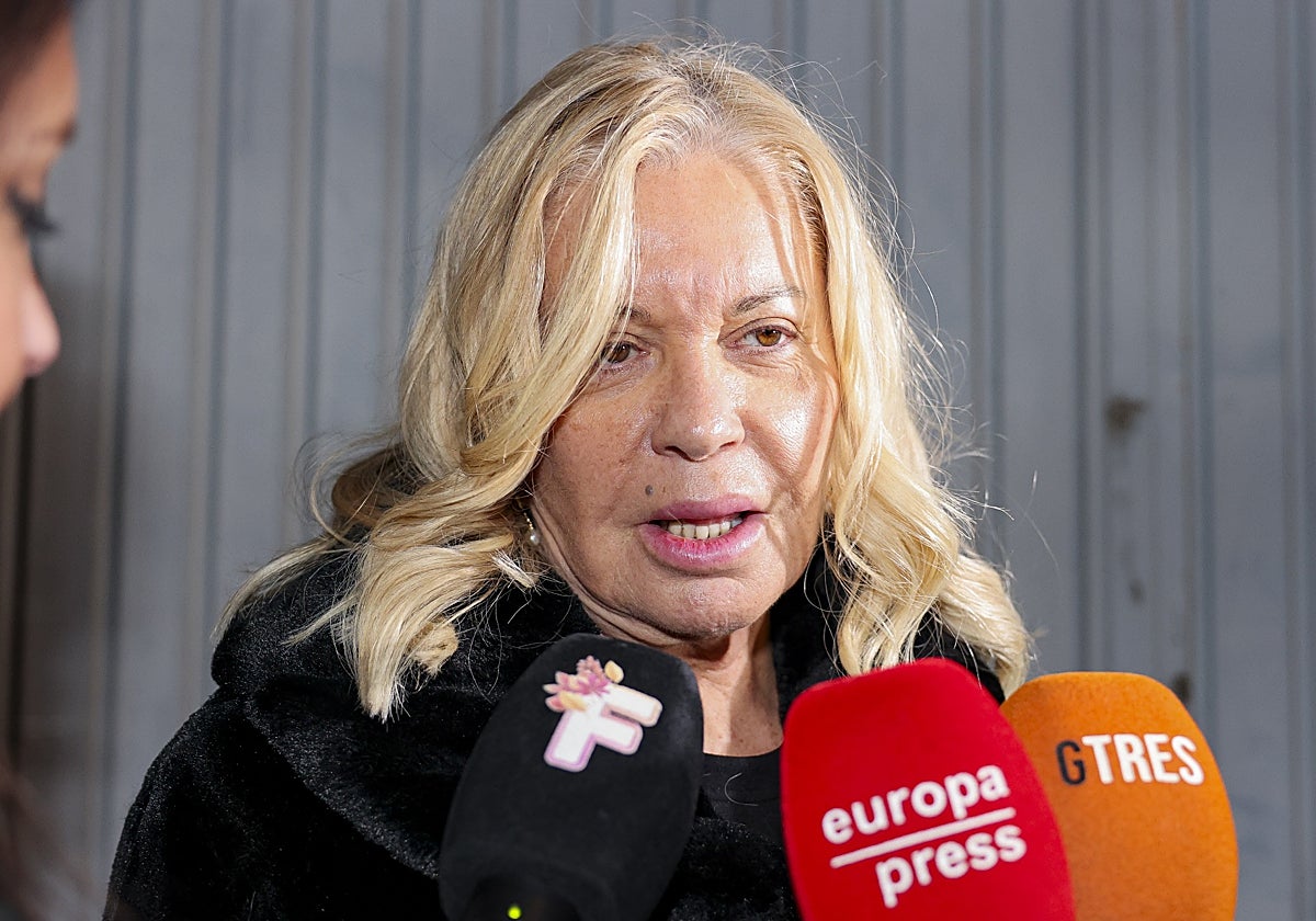 Bárbara Rey hace unos días en el funeral de su hermano en Murcia