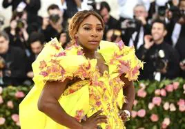 Serena Williams revela que utiliza su propia leche materna para el cuidado de la piel