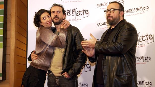 Mónica Cervera junto a Willy Toledo y el director Álex de la Iglesia