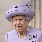 «Más enojada que nunca»: la reacción de Isabel II sobre que la hija de Harry se llamase Lilibet