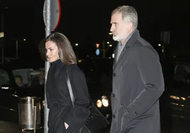 El Rey Felipe VI y la Reina Letizia acuden al velatorio de Fernando Gómez-Acebo