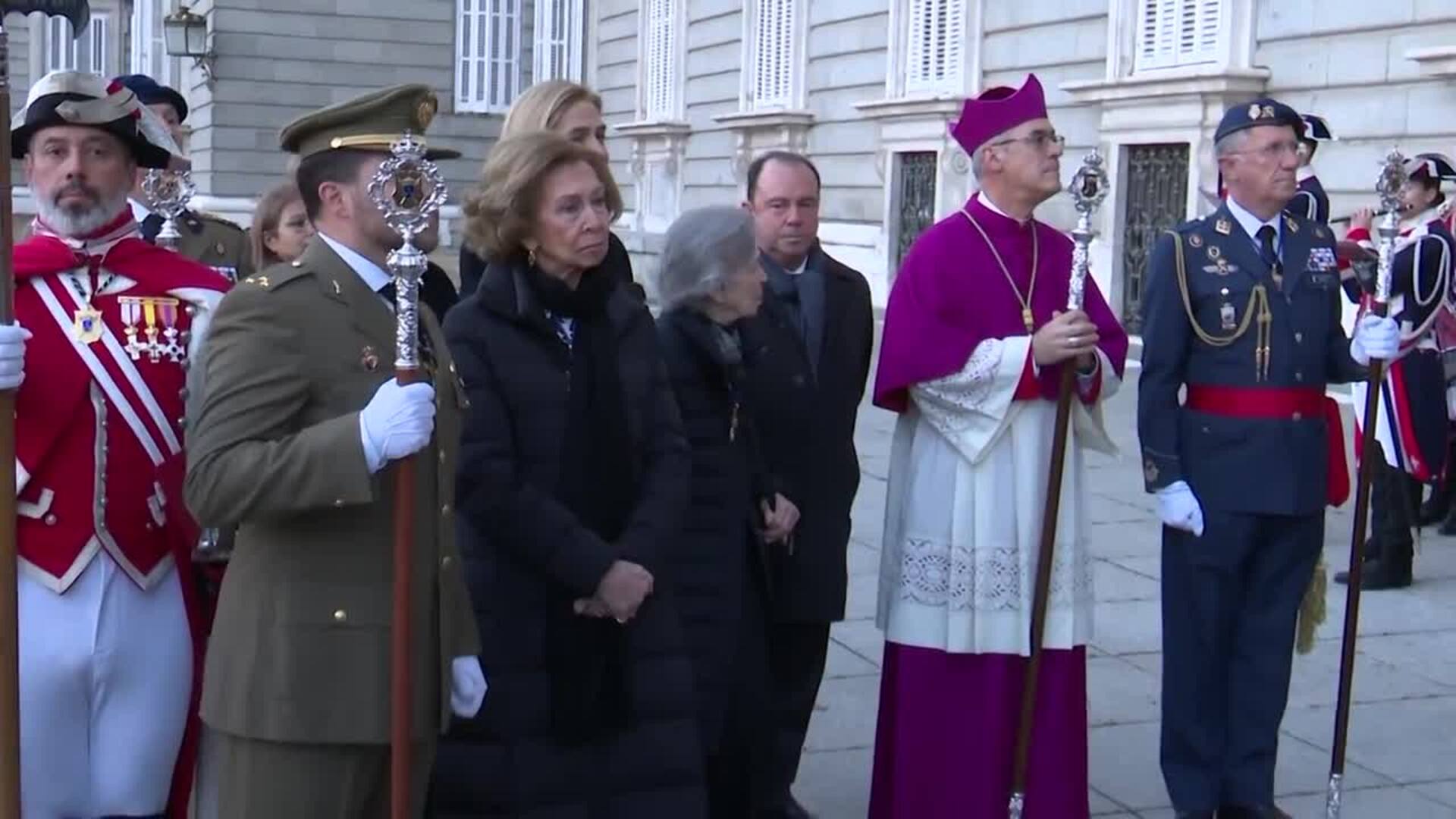La Reina Sofía vuelve al trabajo tras su reciente hospitalización