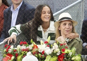 Victoria Federica de Marichalar, junto a su madre, la Infanta Elena, en el último Mutual Open de Madrid de tenis.