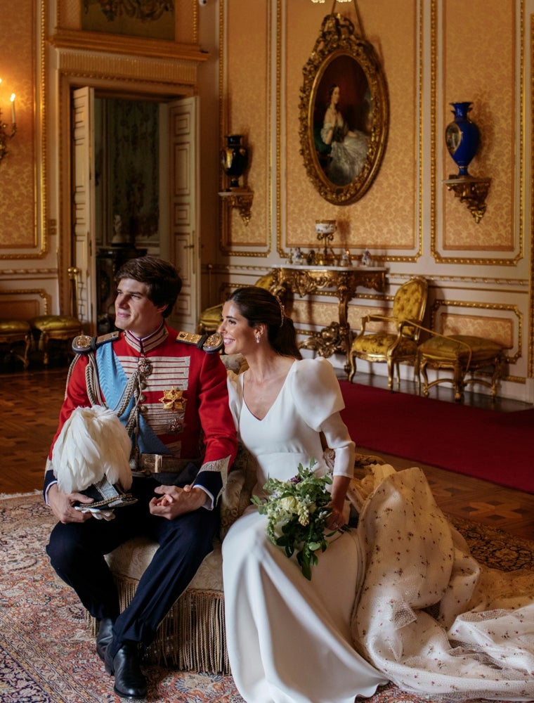 Carlos Fitz-James Stuart y Belén Corsini en el día de su boda