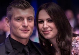 La vida de Toni Kroos junto a su mujer, Jessica Farber: Familia numerosa y una Fundación como negocio