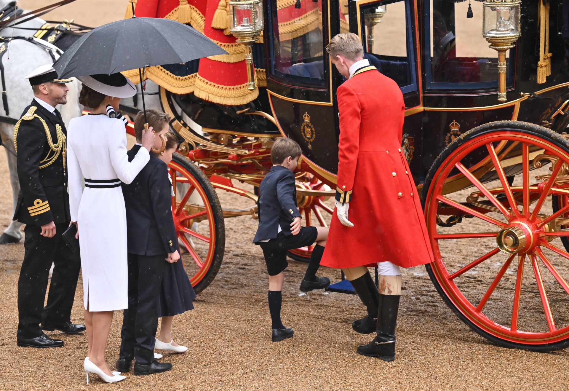 Las imágenes del Trooping the Colour en honor al Rey Carlos III con Kate Middleton como protagonista