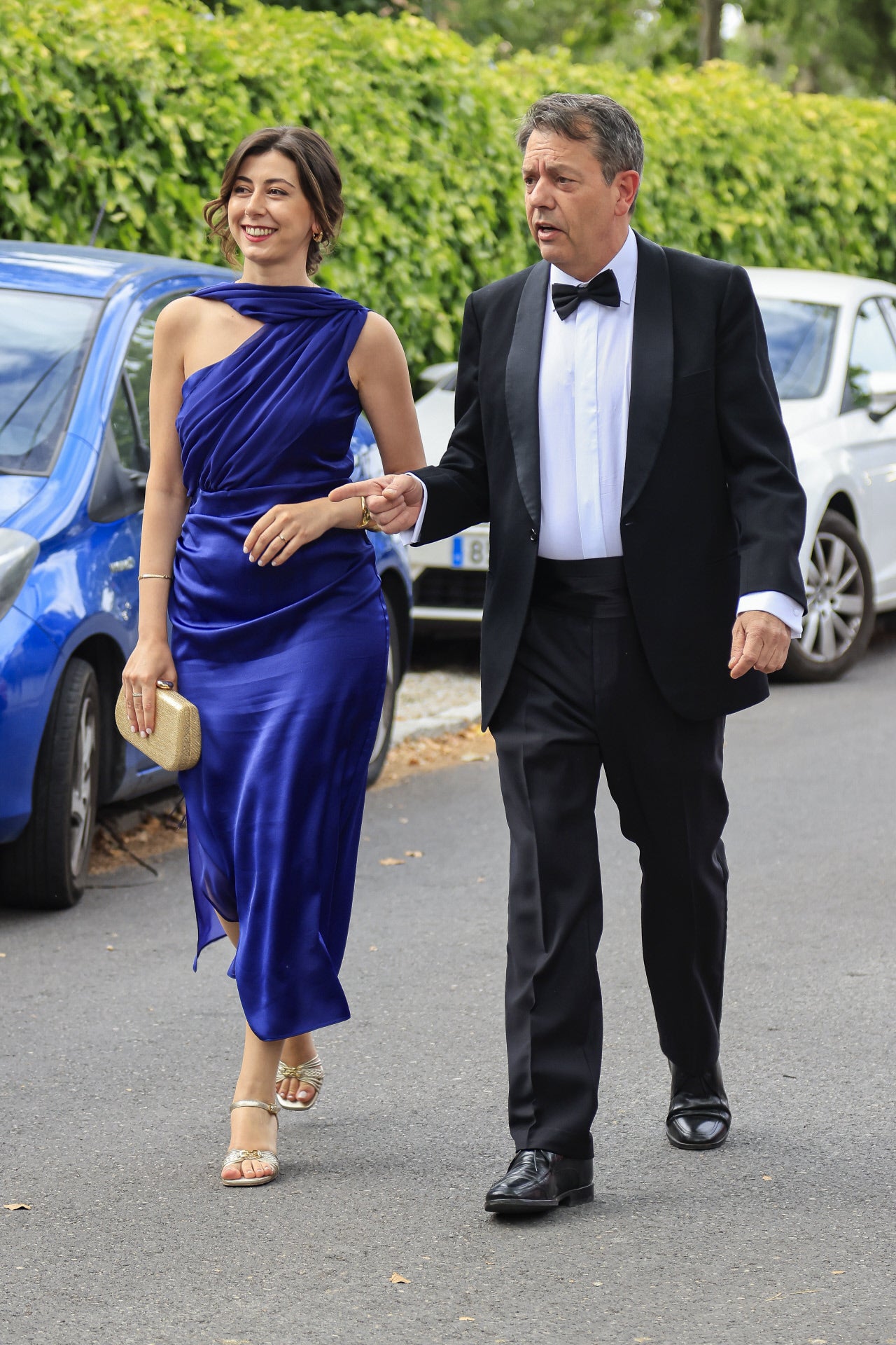 Invitados llegando a la boda