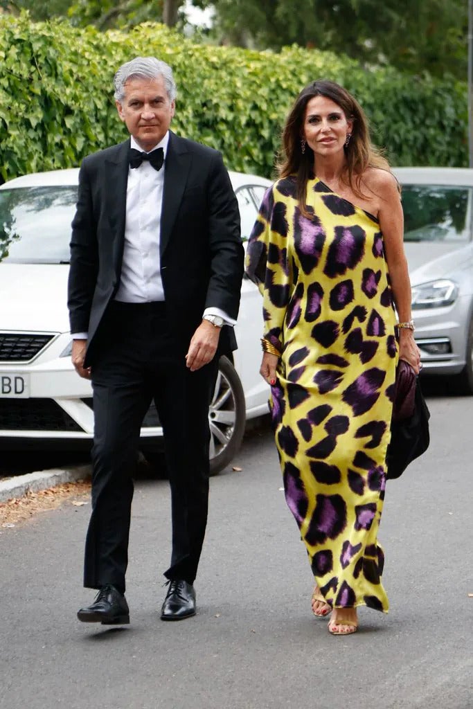 Invitados llegando a la boda