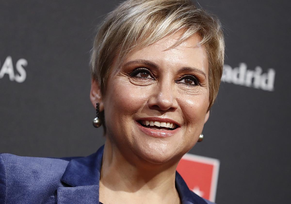 La vida personal de Glòria Serra: madre de mellizas a los 50, un novio 20 años menor y su drástica pérdida de peso