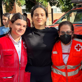 La cantante Rosalía, una voluntaria más ayudando a uno de los municipios afectados por la DANA