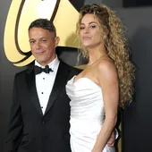 Alejandro Sanz y Candela Márquez confirman su relación en un evento previo a los Grammy Latinos