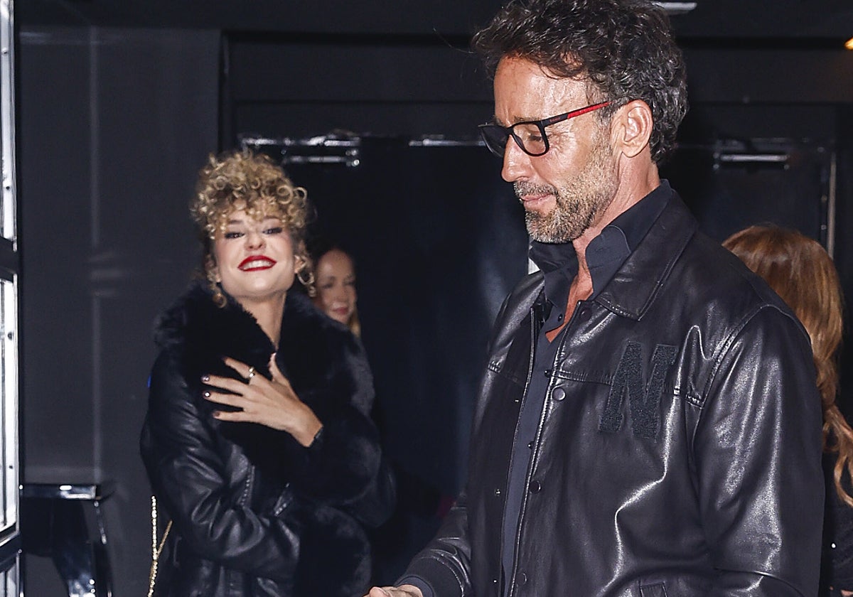 Álvaro Muñoz Escassi y Sheila Casas, en una imagen reciente.