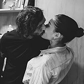 Hiba Abouk y Antonio Revilla elevan la temperatura de su relación: «Yo te cielo»