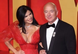 Jeff Bezos pone precio a su boda con Lauren Sánchez: casi 600 millones de euros para una fiesta con temática invernal