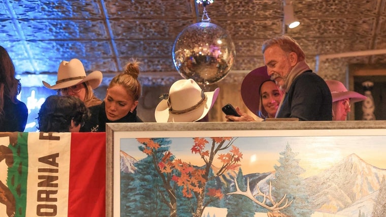 De &#039;Bennifer&#039; a &#039;Kennifer&#039;: Jennifer Lopez y Kevin Costner, ¿algo más que amigos?