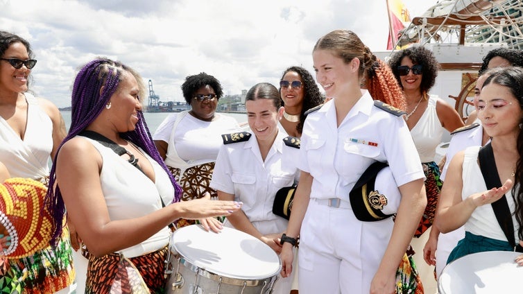 La Princesa Leonor se despide de Brasil tras disfrutar del carnaval con sus compañeros