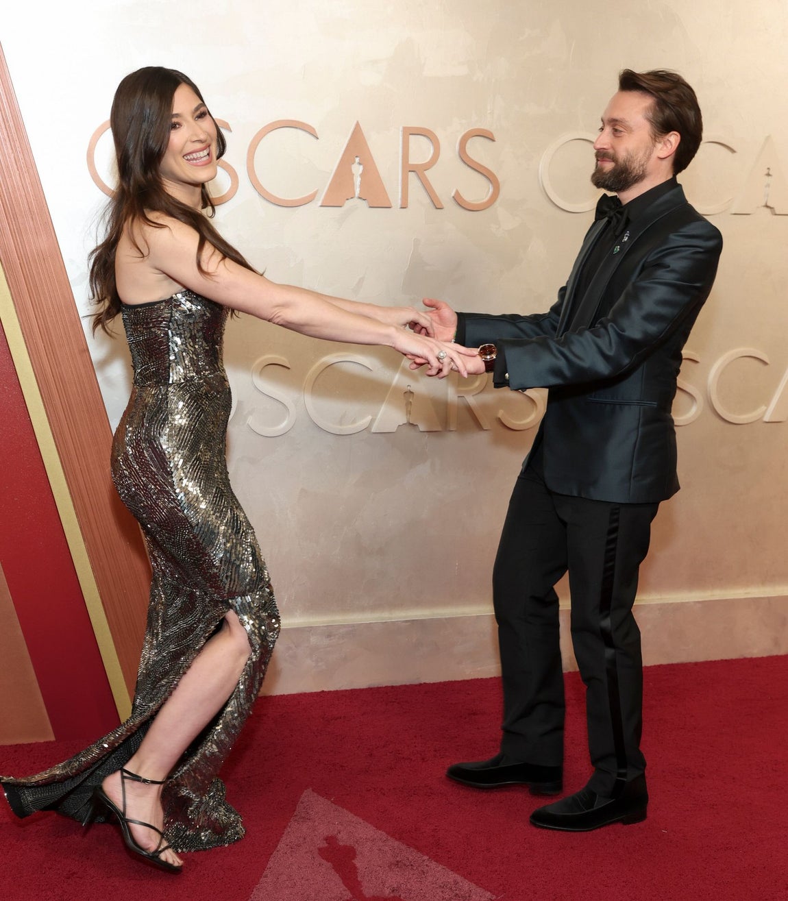 Derroche de amor en los Oscar 2025: la alfombra roja de las parejas