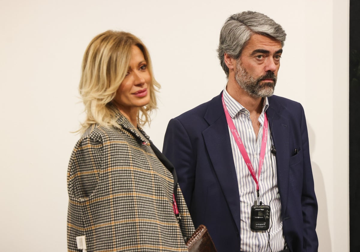 Susanna Griso y Luis Enríquez en ARCO