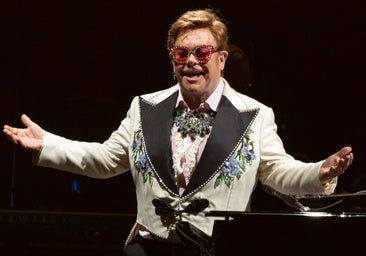 Elton John revela la frase que quiere poner en su lápida