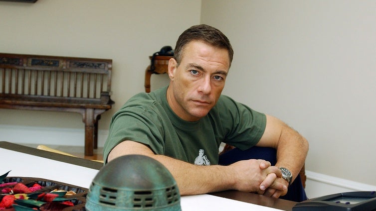 Jean-Claude Van Damme responde a las acusaciones de haber mantenido relaciones sexuales con presuntas víctimas de trata
