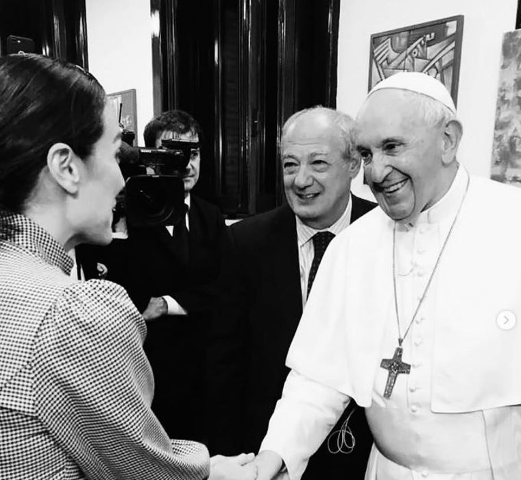 Tamara Falcó en su visita al Papa Francisco en el Vaticano