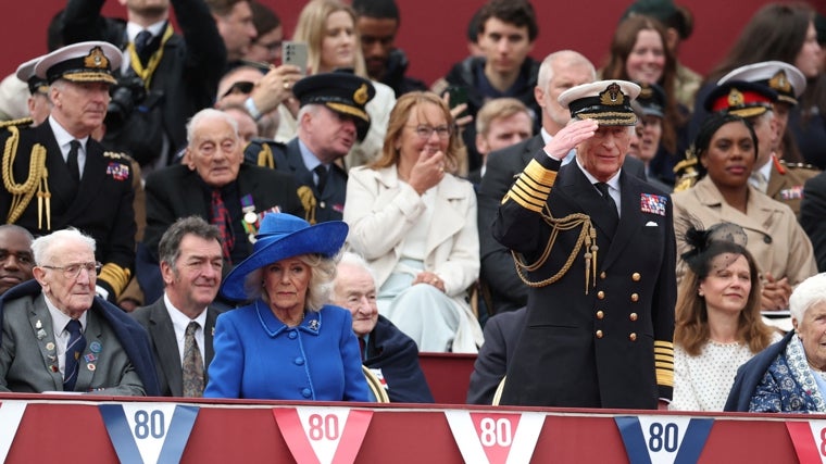La Familia Real británica hace piña y oídos sordos a las declaraciones del Príncipe Harry