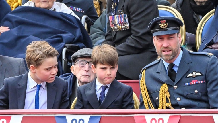 La Familia Real británica hace piña y oídos sordos a las declaraciones del Príncipe Harry